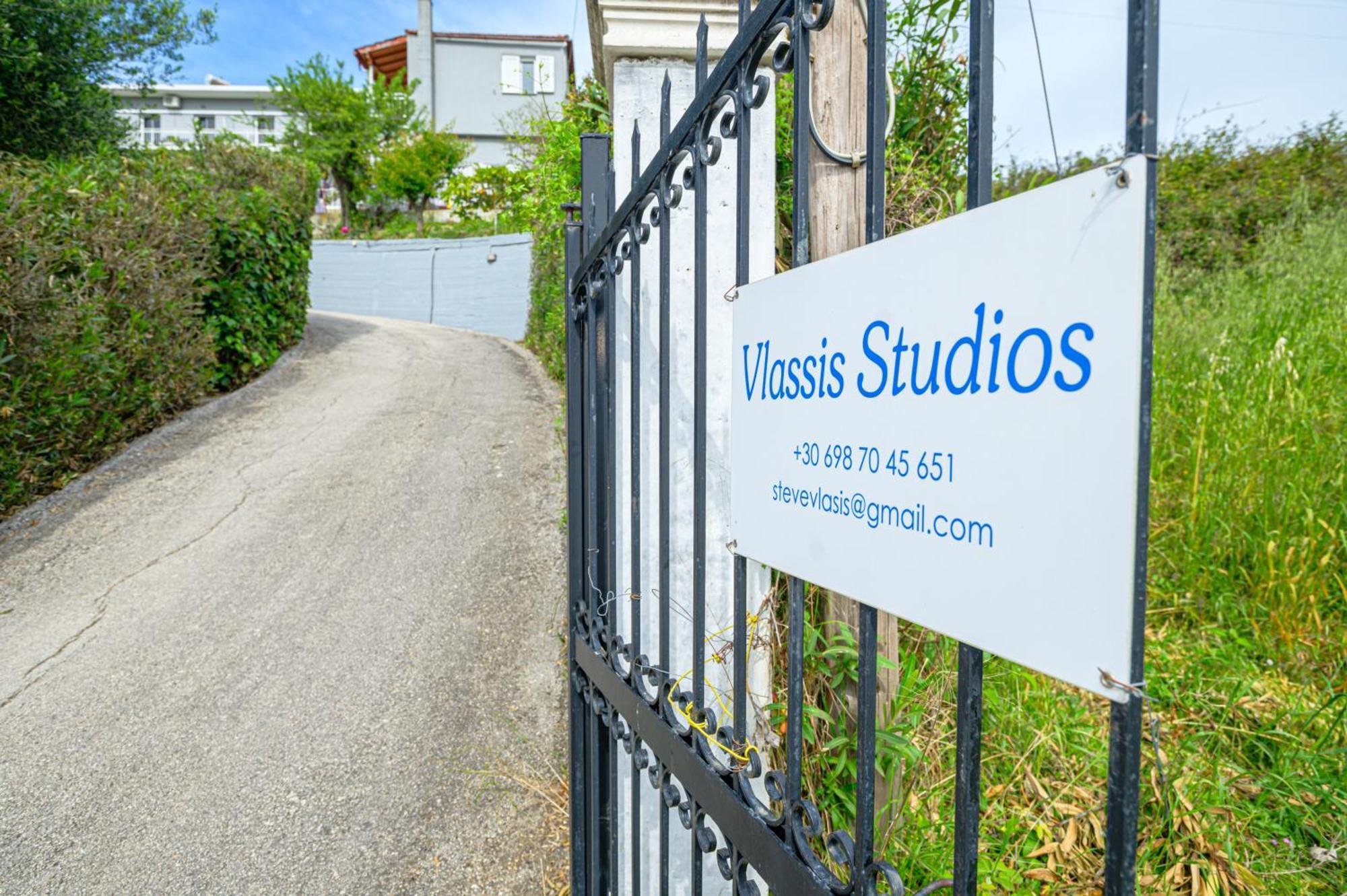 Vlassis Studios Mesongí Eksteriør bilde